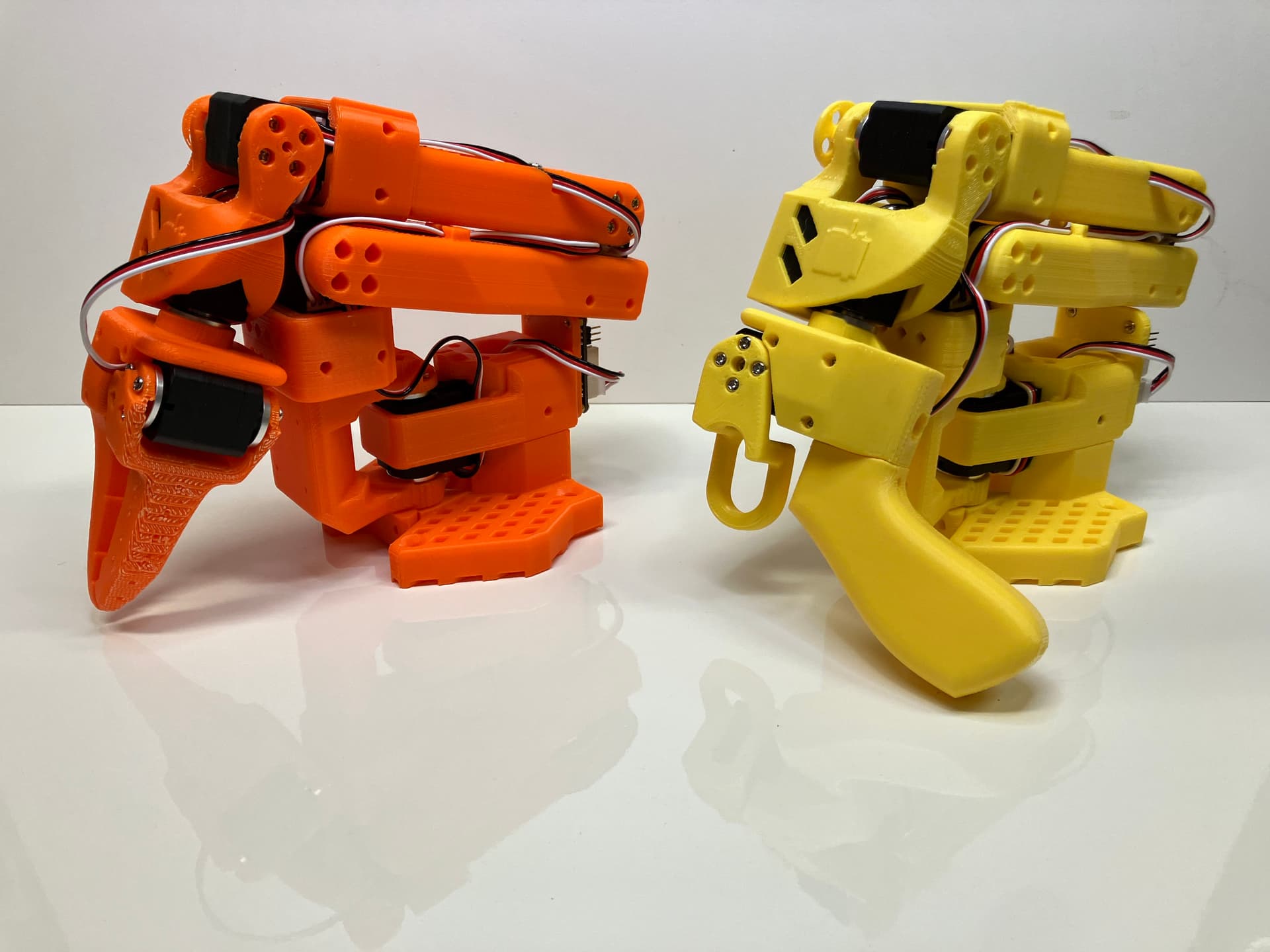SO100 Robot Arm Kit — Leader and Follower arms for AI teleoperation